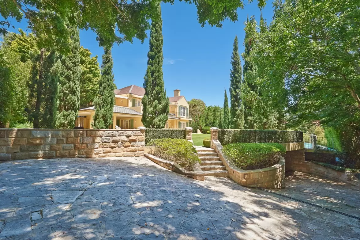 22 Drumalbyn Road, Bellevue Hill Sold by Sydney Sotheby's International Realty - image 4