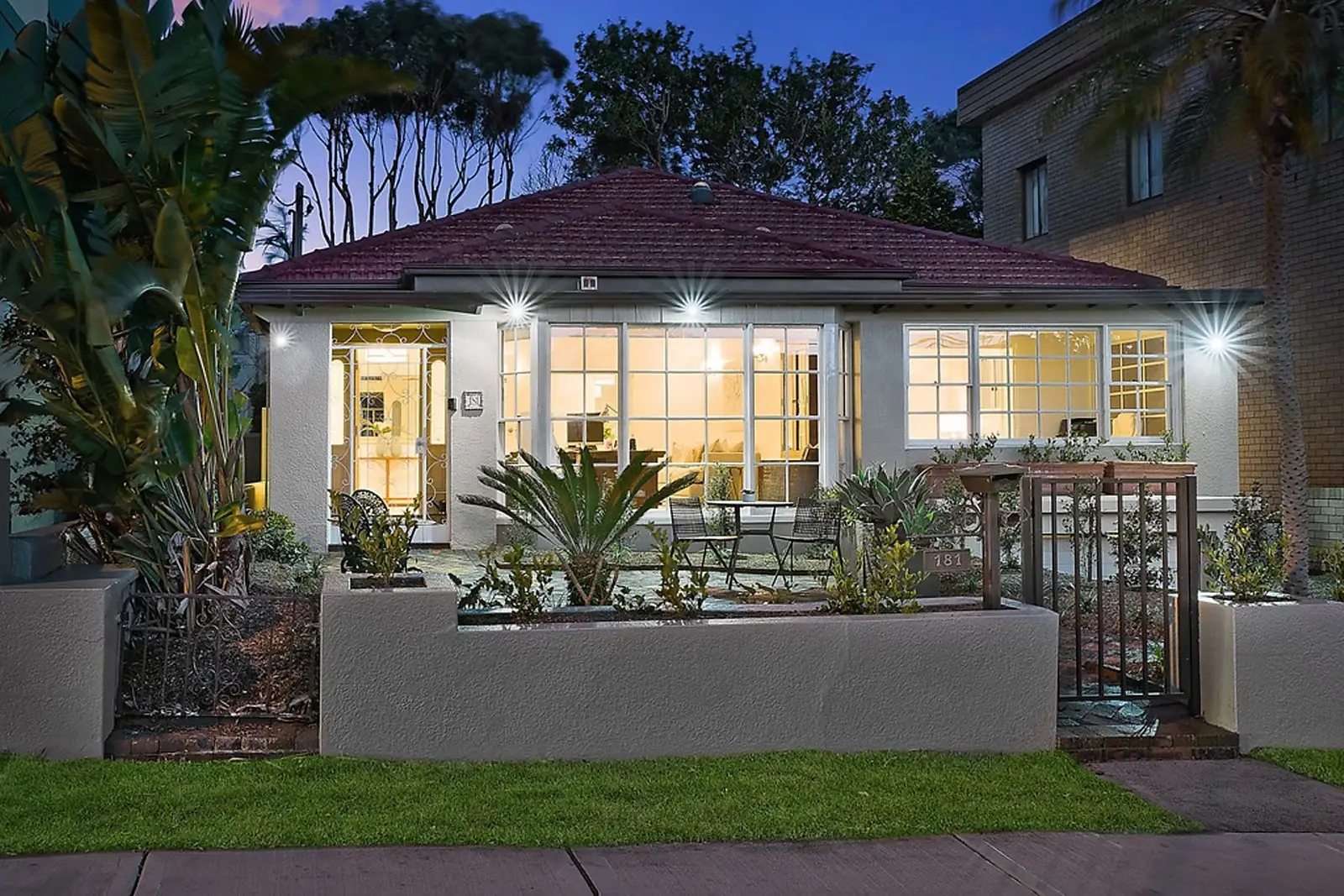 181 Military Road, Dover Heights Leased by Sydney Sotheby's International Realty - image 1