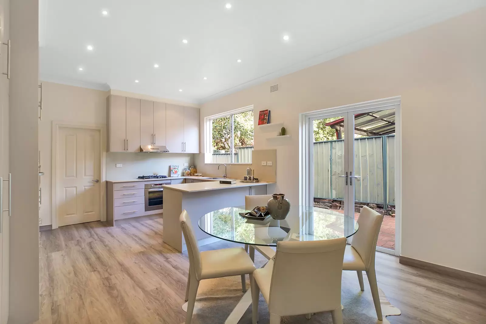 14 Council Street, Bondi Junction Sold by Sydney Sotheby's International Realty - image 6