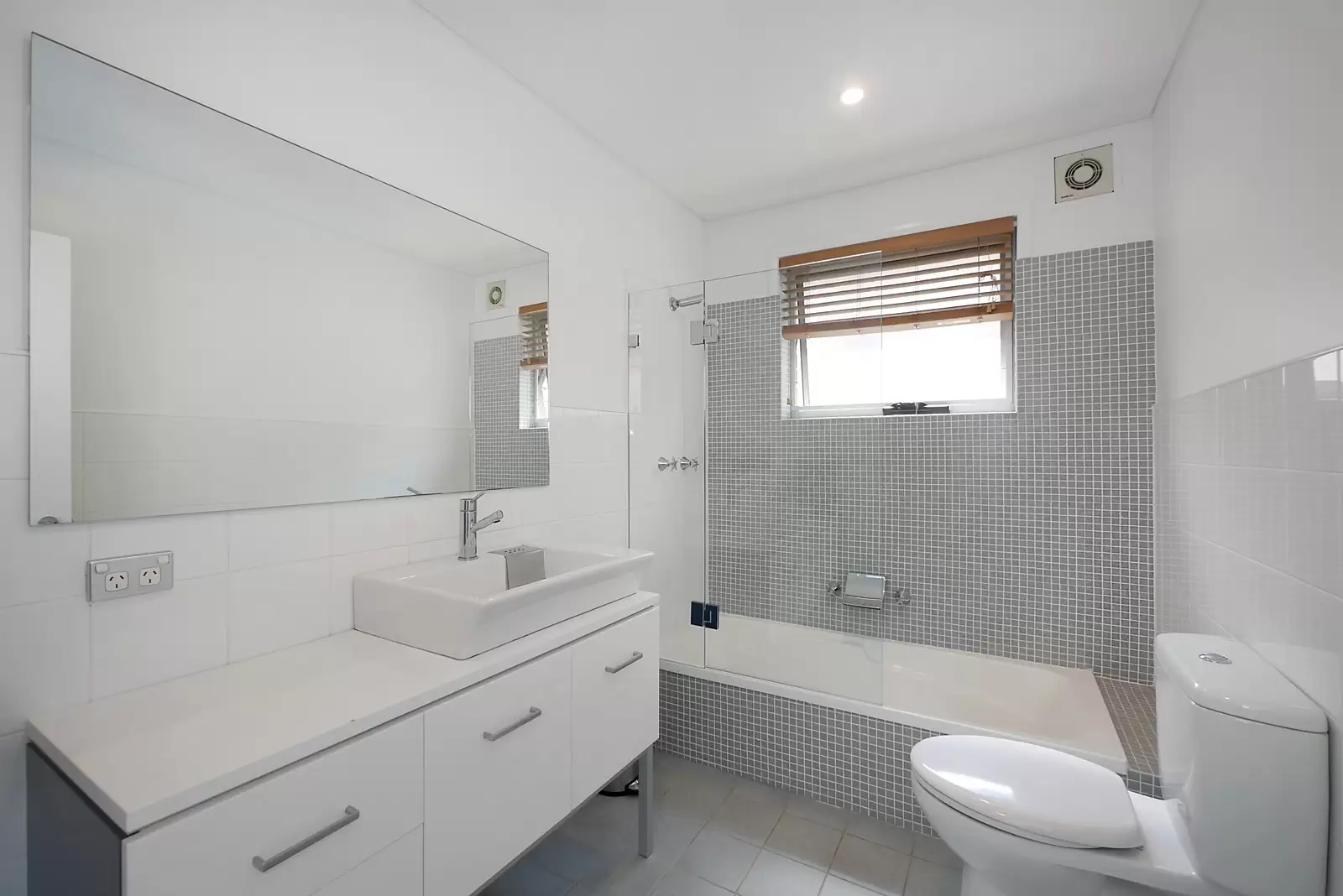 15 Shaw Street, North Bondi Sold by Sydney Sotheby's International Realty - image 9