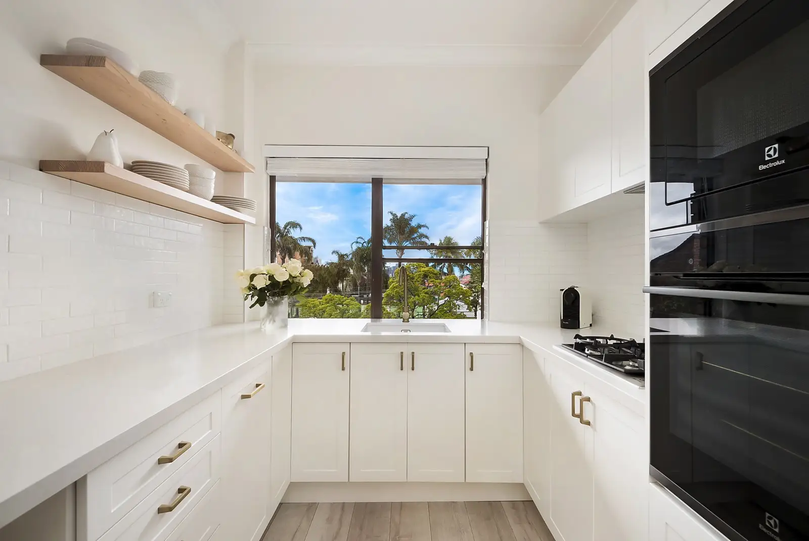 Enter Via 17/11 - 13 Barry Street, Neutral Bay Sold by Sydney Sotheby's International Realty - image 3