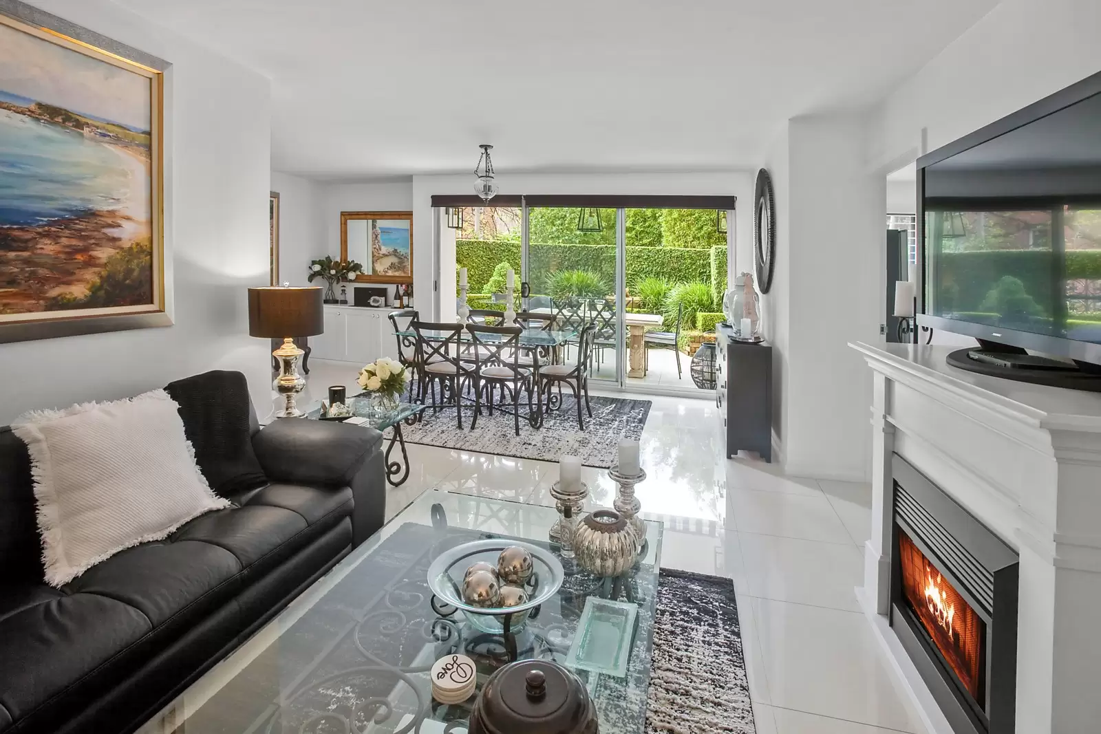 Residence 2 54 Darling Point Road, Darling Point Sold by Sydney Sotheby's International Realty - image 6