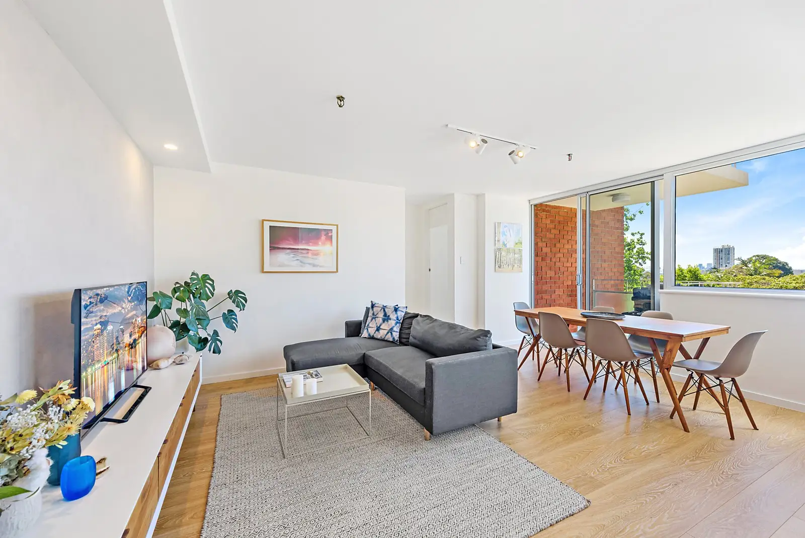 21/8-14 Fullerton Street, Woollahra Sold by Sydney Sotheby's International Realty - image 3