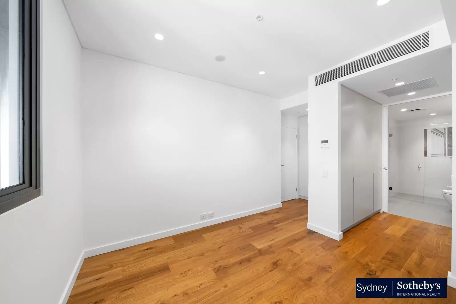 1601/221 Miller Street, North Sydney Leased by Sydney Sotheby's International Realty - image 4
