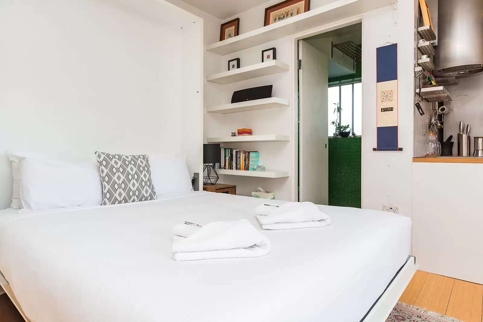 24/15 Wylde Street, Potts Point Leased by Sydney Sotheby's International Realty - image 7