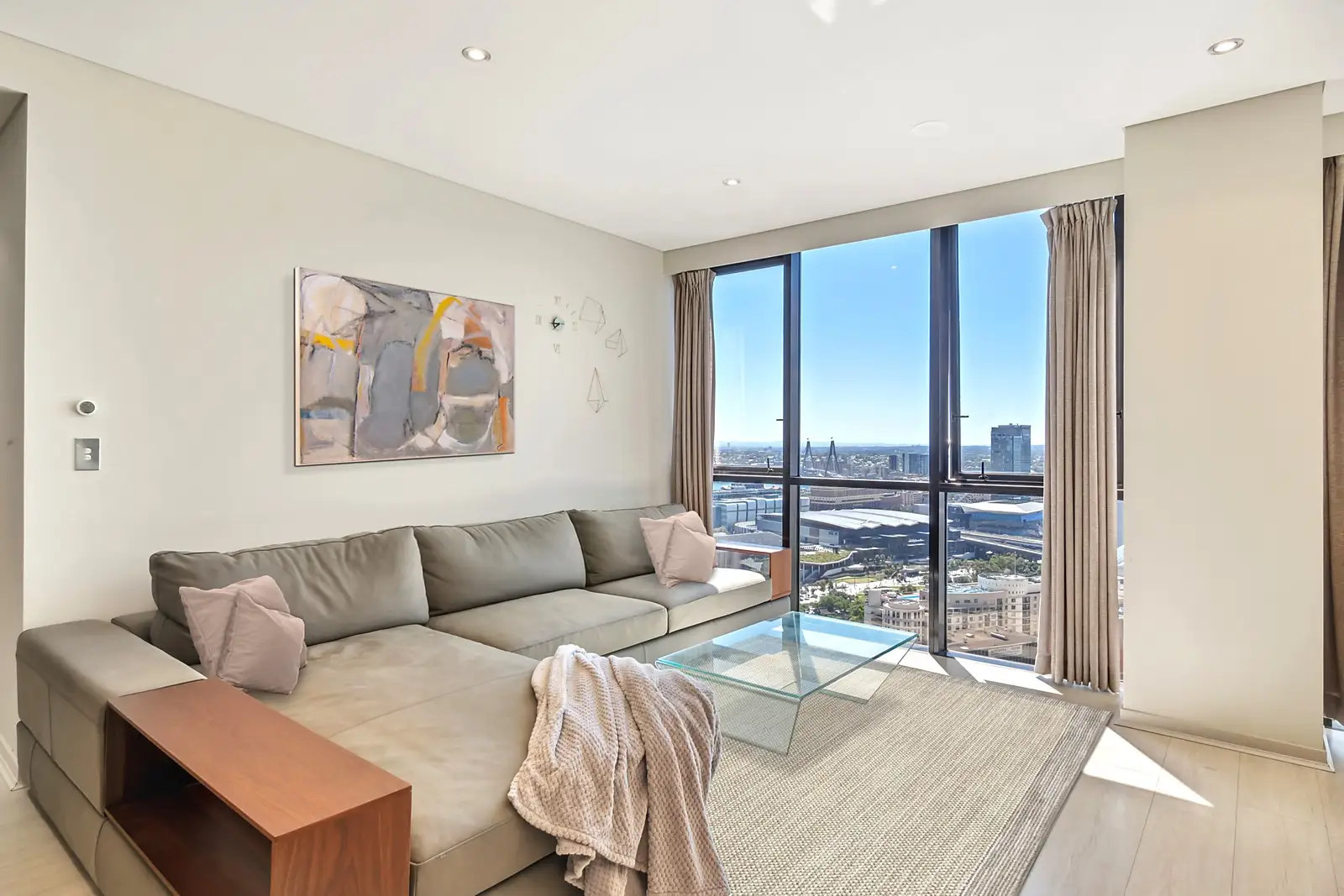 3302/718 George Street, Haymarket Sold by Sydney Sotheby's International Realty - image 1