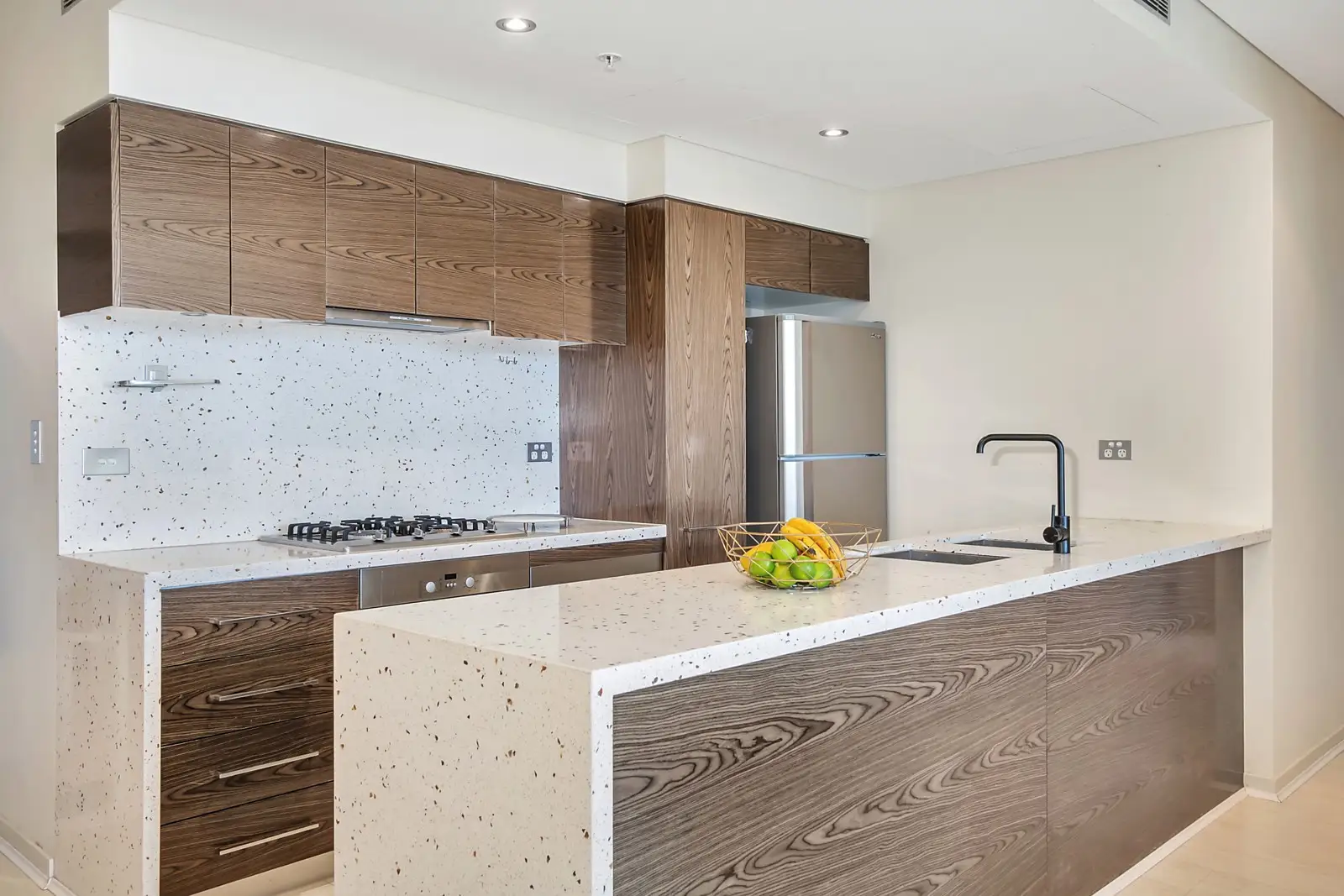 3302/718 George Street, Haymarket Sold by Sydney Sotheby's International Realty - image 3