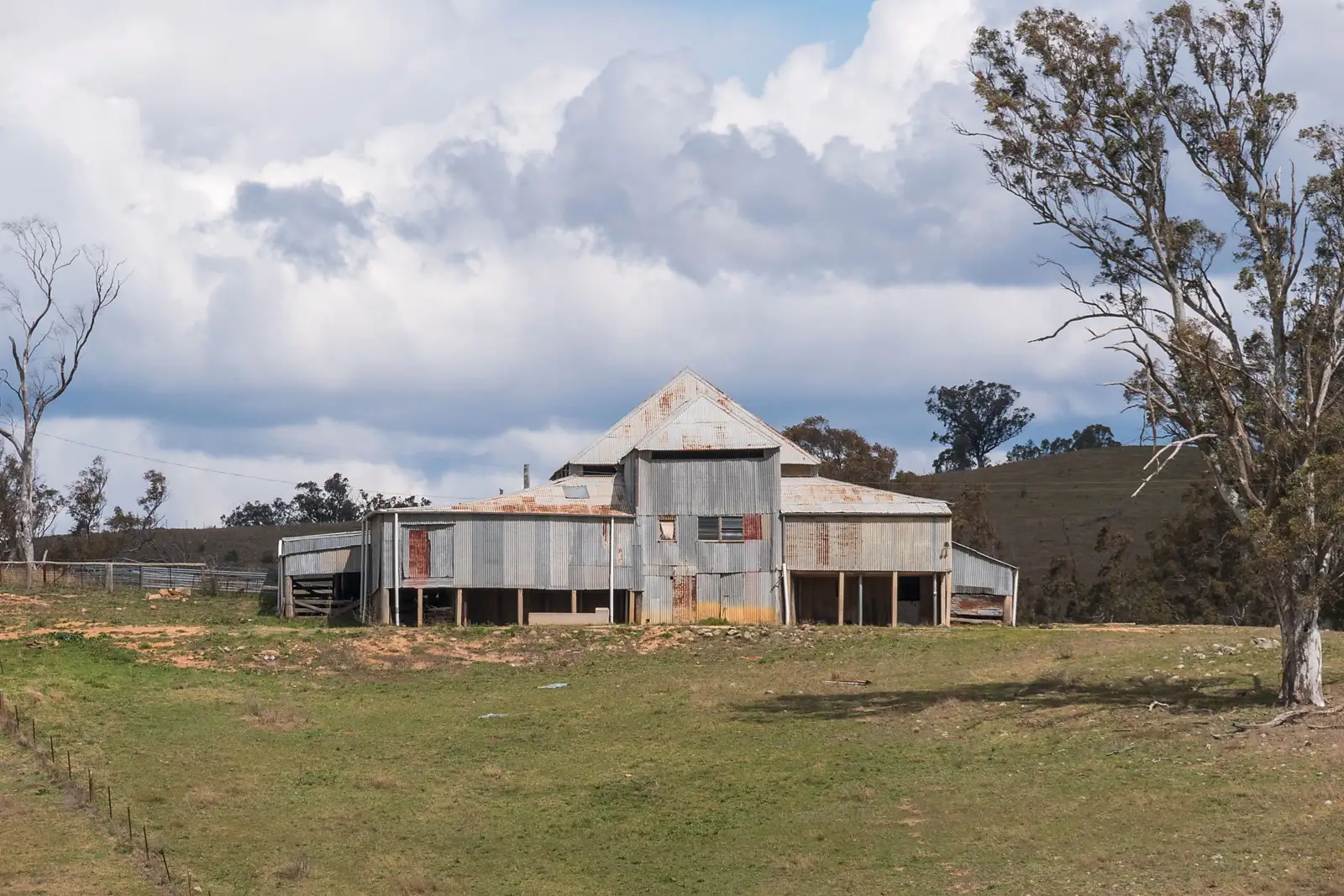 Shearing She Bannaby Station, Taralga Sold by Sydney Sotheby's International Realty - image 2