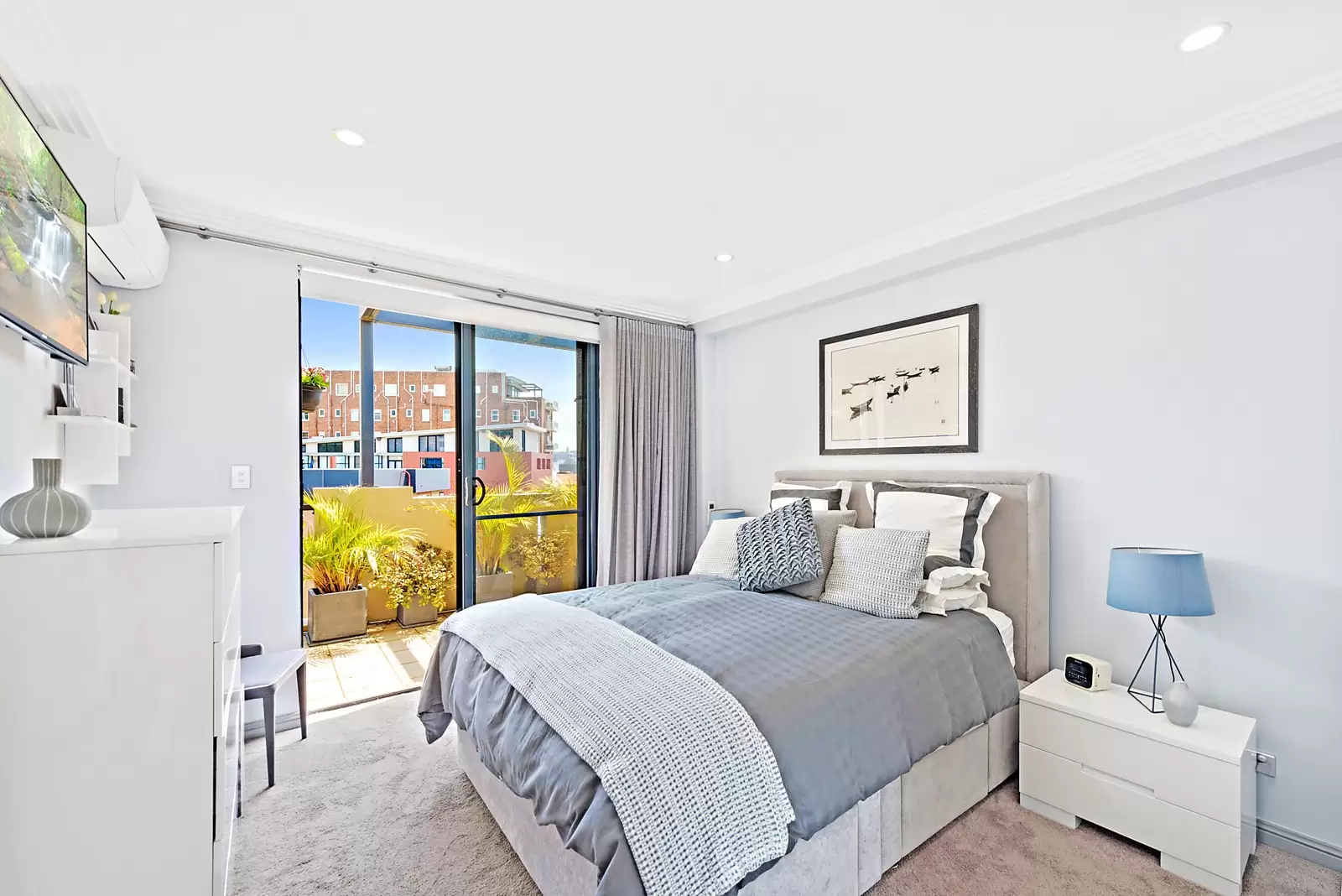 39/14-16 O'Brien Street, Bondi Beach Sold by Sydney Sotheby's International Realty - image 4