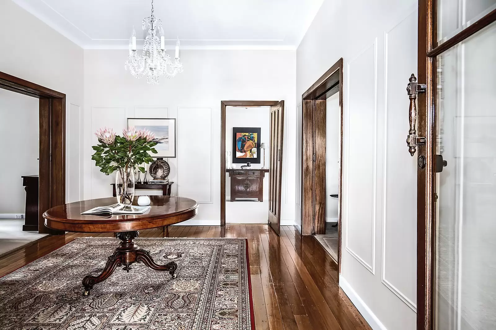 28 Powell Street, Killara Sold by Sydney Sotheby's International Realty - image 4