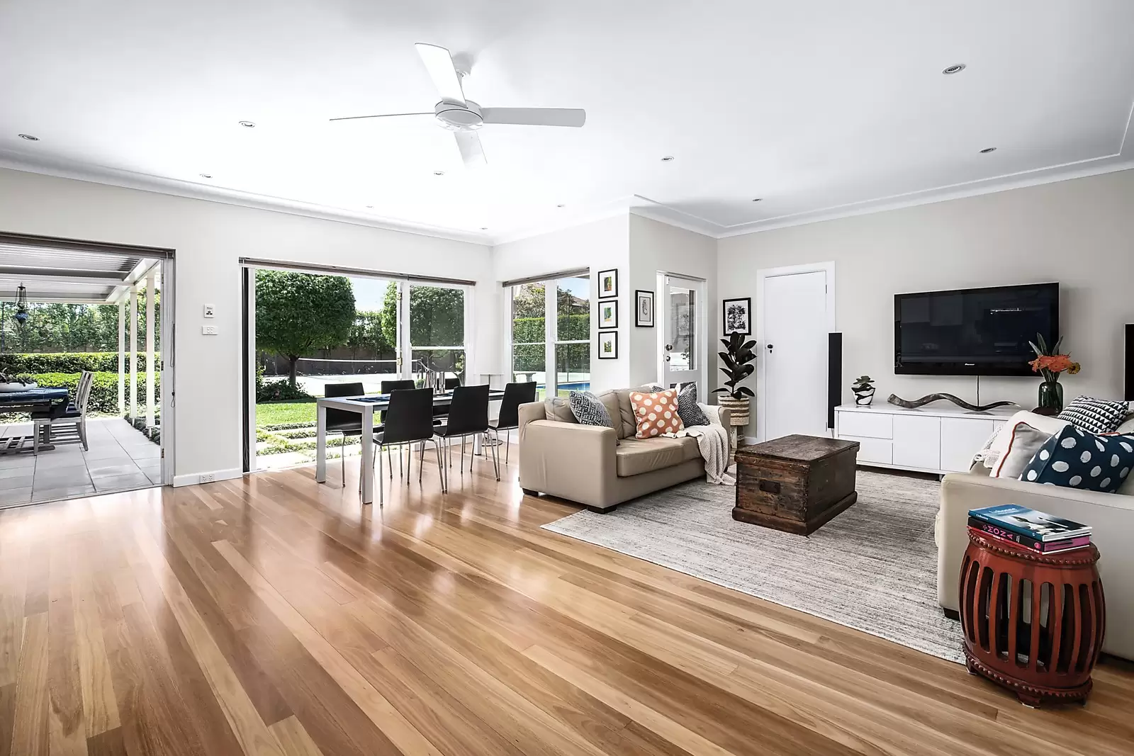 28 Powell Street, Killara Sold by Sydney Sotheby's International Realty - image 11