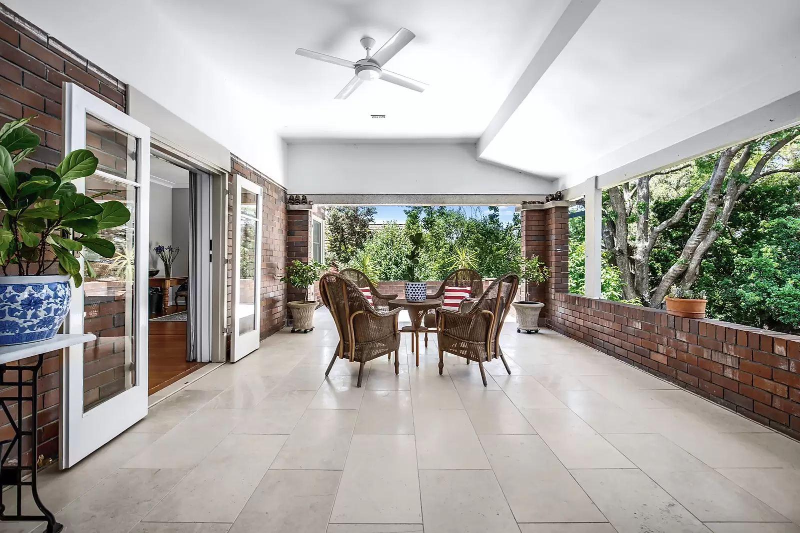 28 Powell Street, Killara Sold by Sydney Sotheby's International Realty - image 7