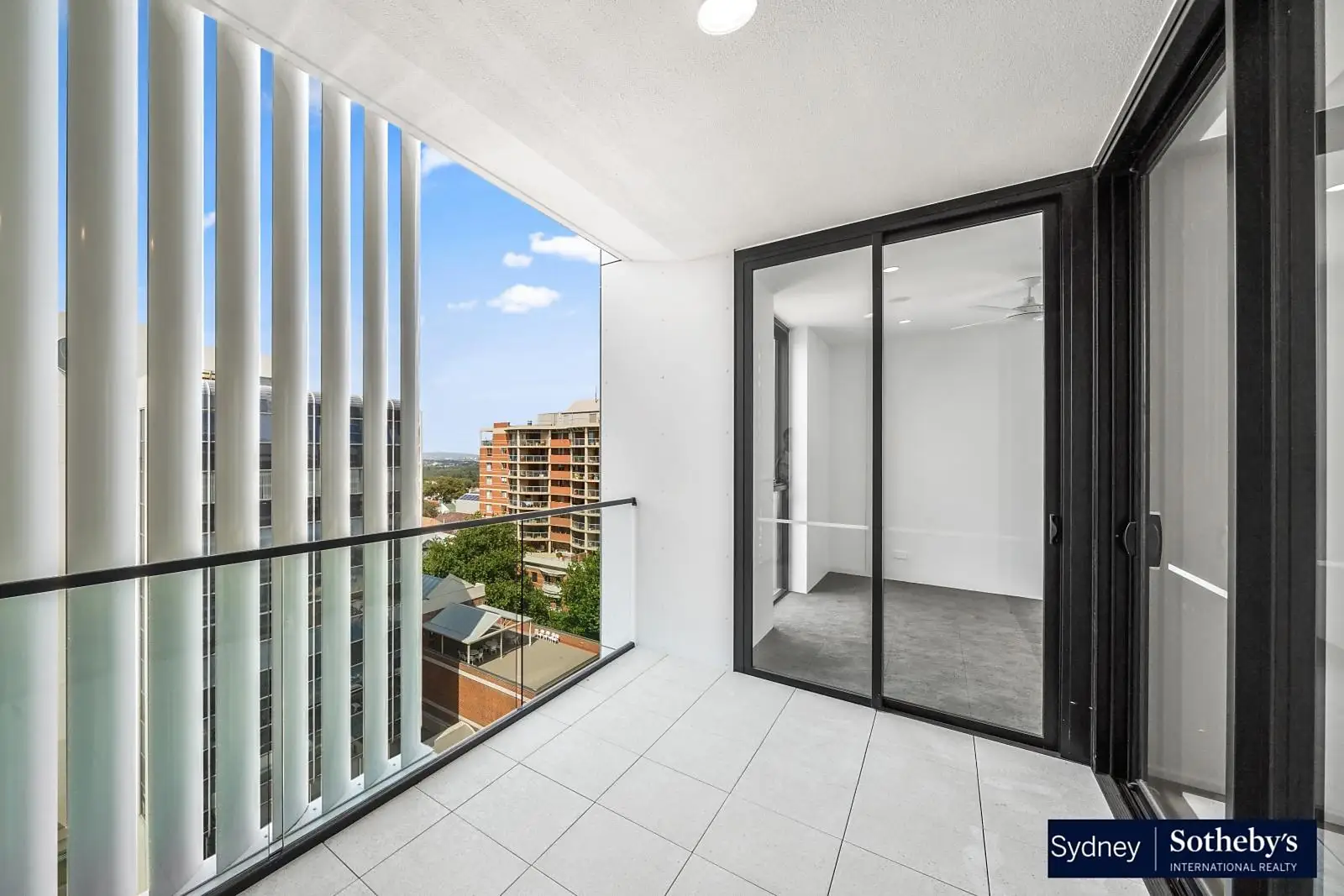 809/32-42 Spring Street, Bondi Junction Leased by Sydney Sotheby's International Realty - image 3