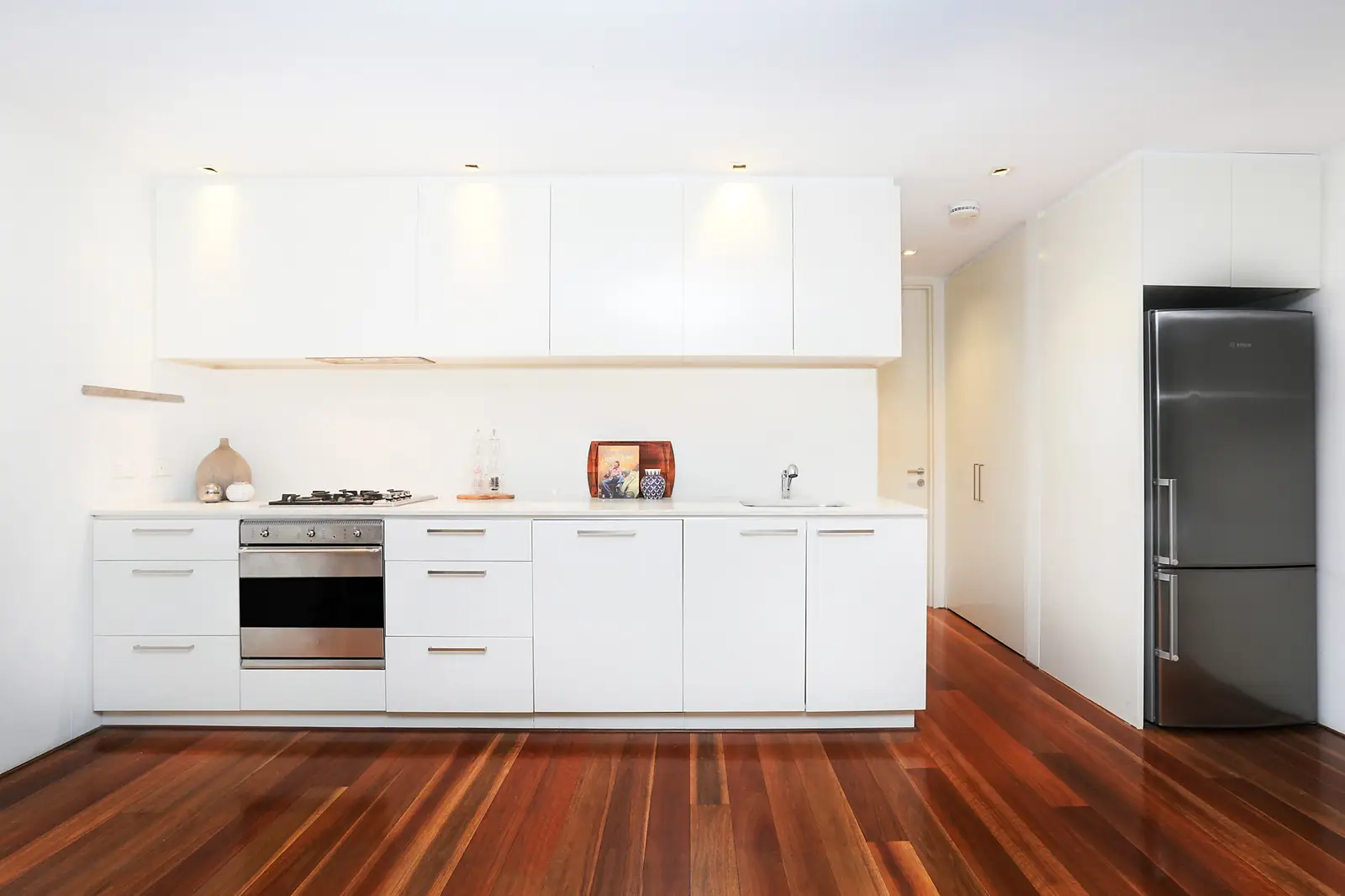 26/64 Penkivil Street, Bondi Beach Leased by Sydney Sotheby's International Realty - image 2