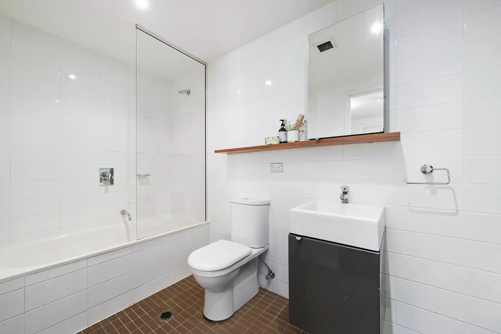 419/16-20 Smail Street, Ultimo Sold by Sydney Sotheby's International Realty - image 6