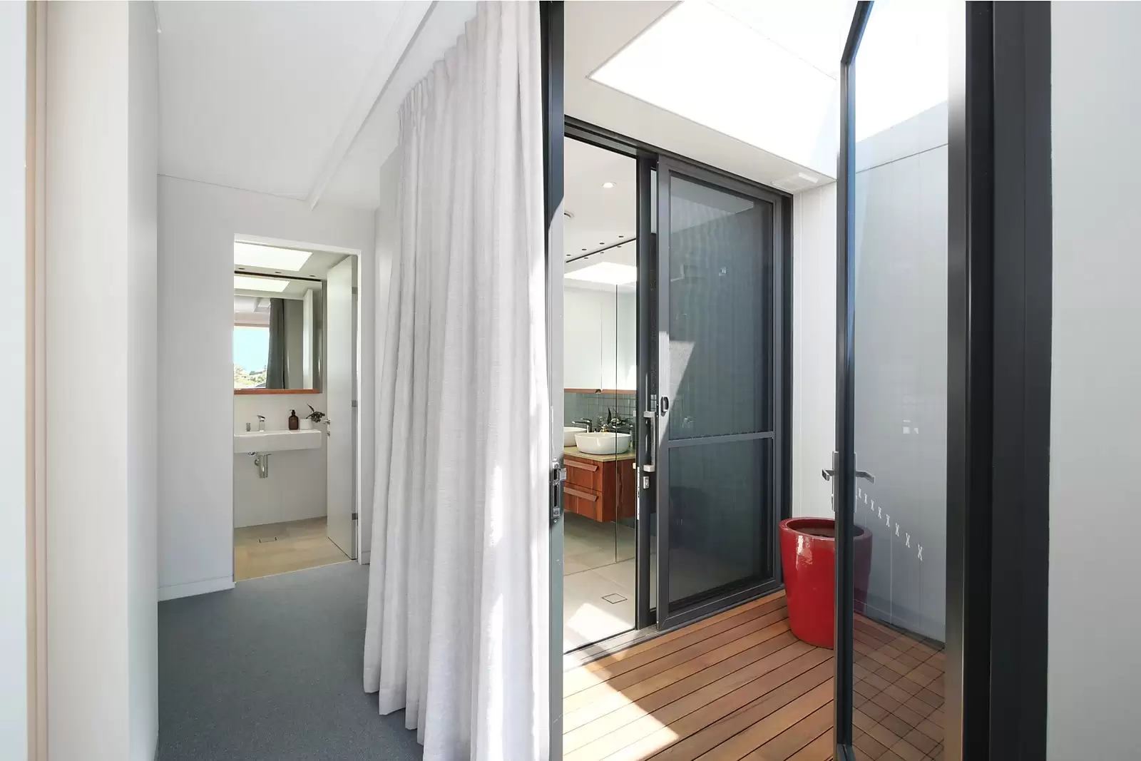 104 Bondi Road, Bondi Junction Sold by Sydney Sotheby's International Realty - image 18