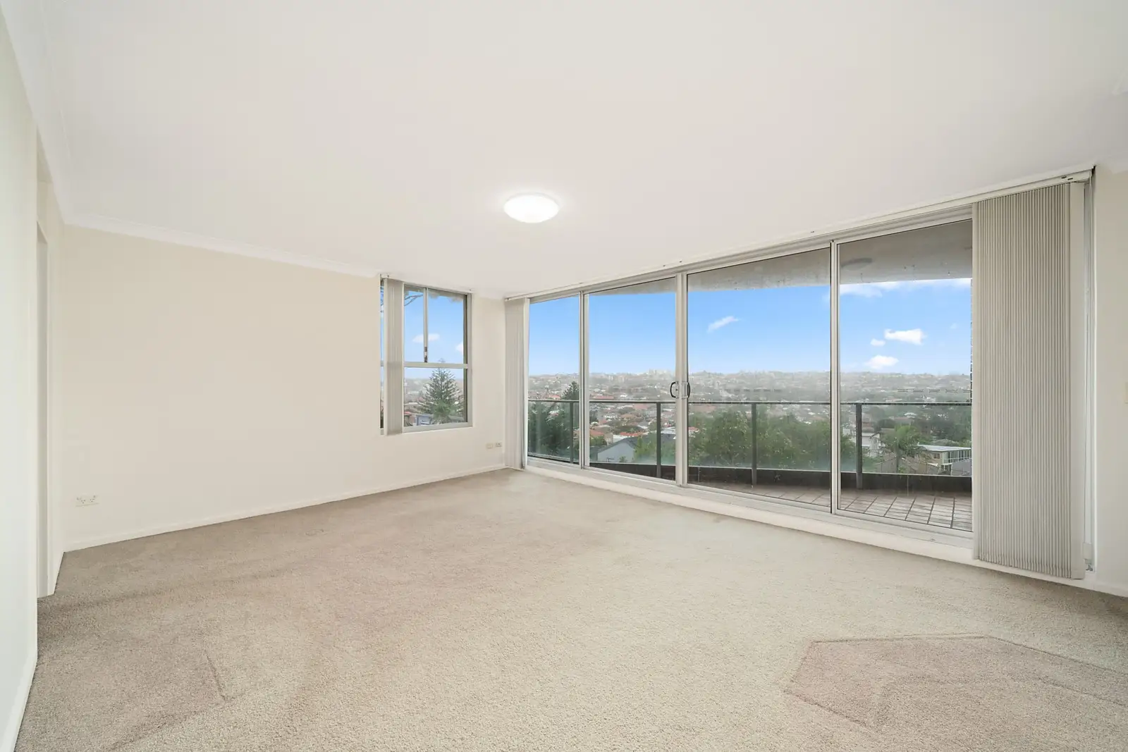 3D/56 Military Road, Dover Heights Leased by Sydney Sotheby's International Realty - image 2