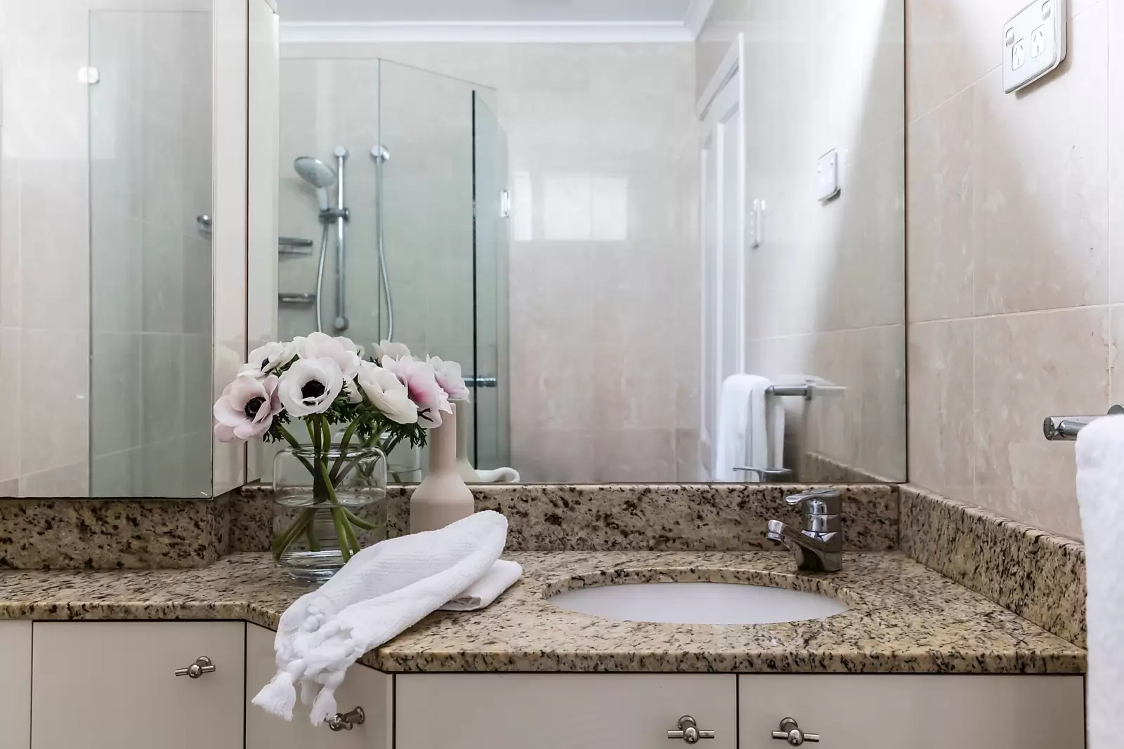 5/65 Elizabeth Bay Road, Elizabeth Bay Leased by Sydney Sotheby's International Realty - image 22