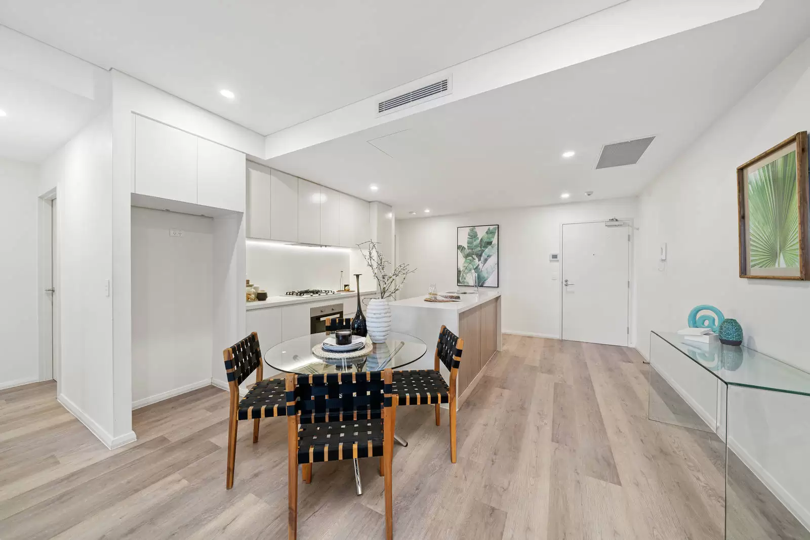105/39 Mentmore Avenue, Rosebery Leased by Sydney Sotheby's International Realty - image 3
