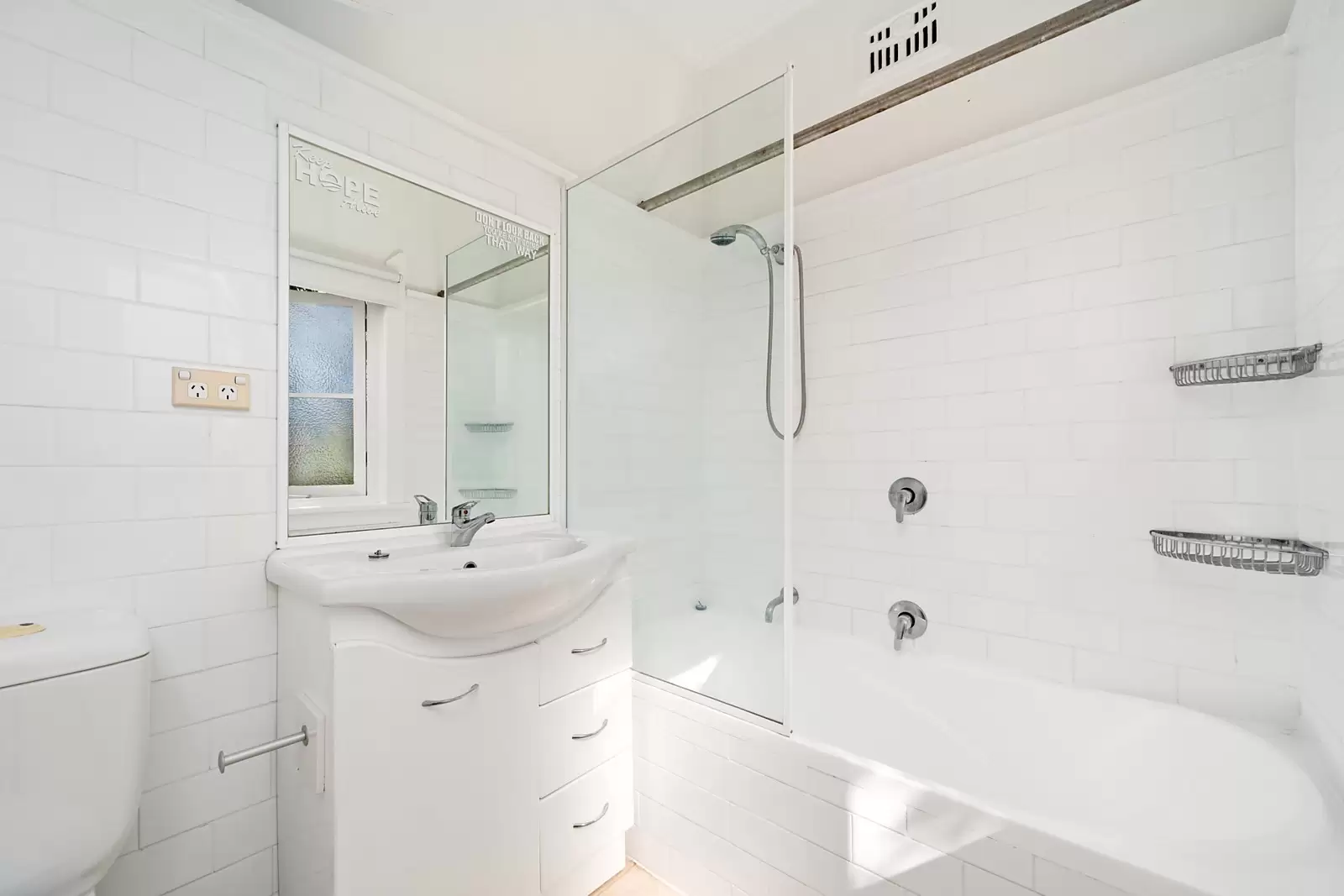 7/43 Glenayr Avenue, North Bondi Leased by Sydney Sotheby's International Realty - image 4
