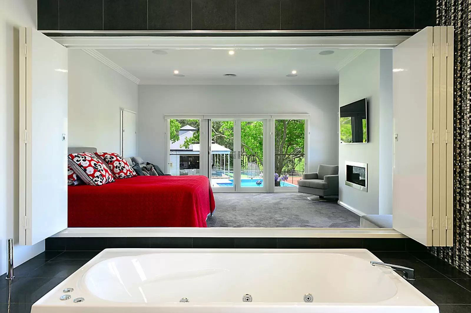 Broughton Vale Road, Broughton Vale Sold by Sydney Sotheby's International Realty - image 14