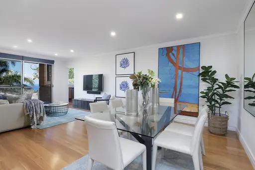 28/745-747 Old South Head Road, Vaucluse Sold by Sydney Sotheby's International Realty