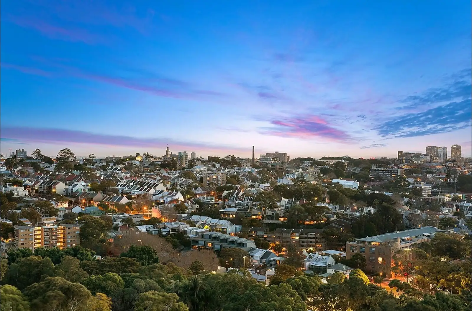 1706/180 Ocean Street, Edgecliff Sold by Sydney Sotheby's International Realty - image 2