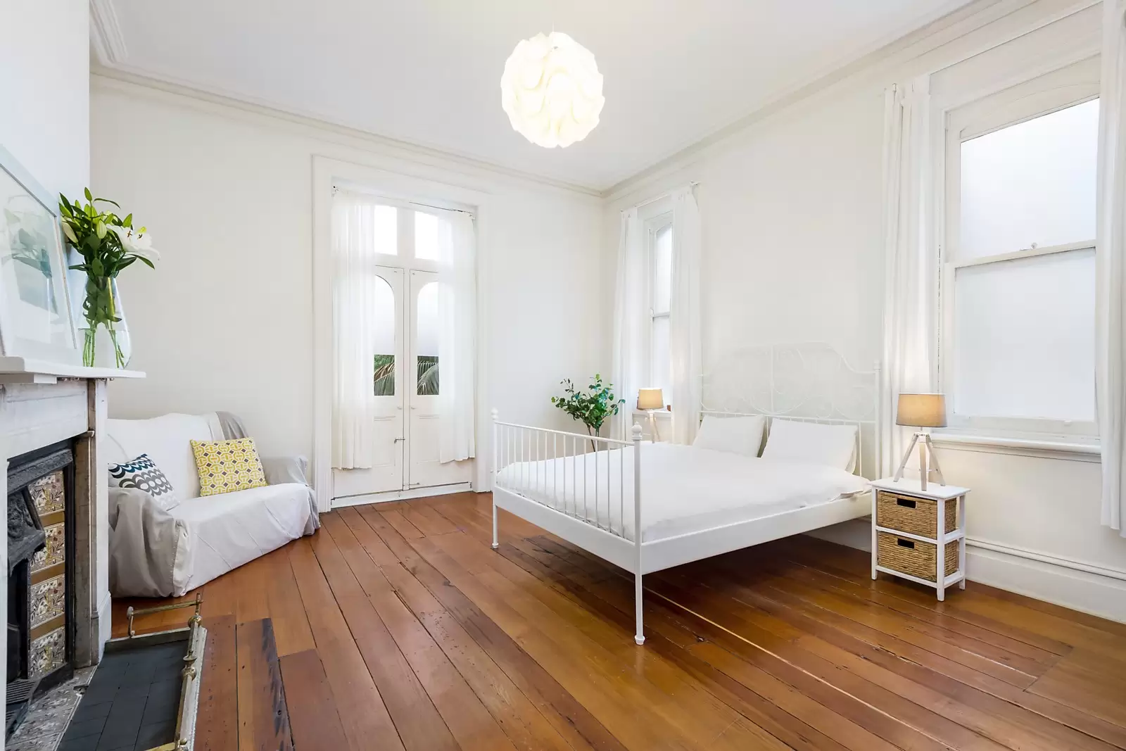 6 Barncleuth Square, Elizabeth Bay Sold by Sydney Sotheby's International Realty - image 8