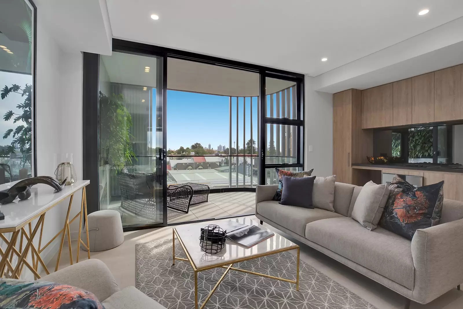401 59 Oxford Street, Bondi Junction Leased by Sydney Sotheby's International Realty - image 5