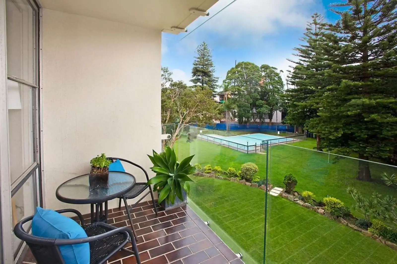 3D/3 Darling Point Road, Darling Point Leased by Sydney Sotheby's International Realty - image 1