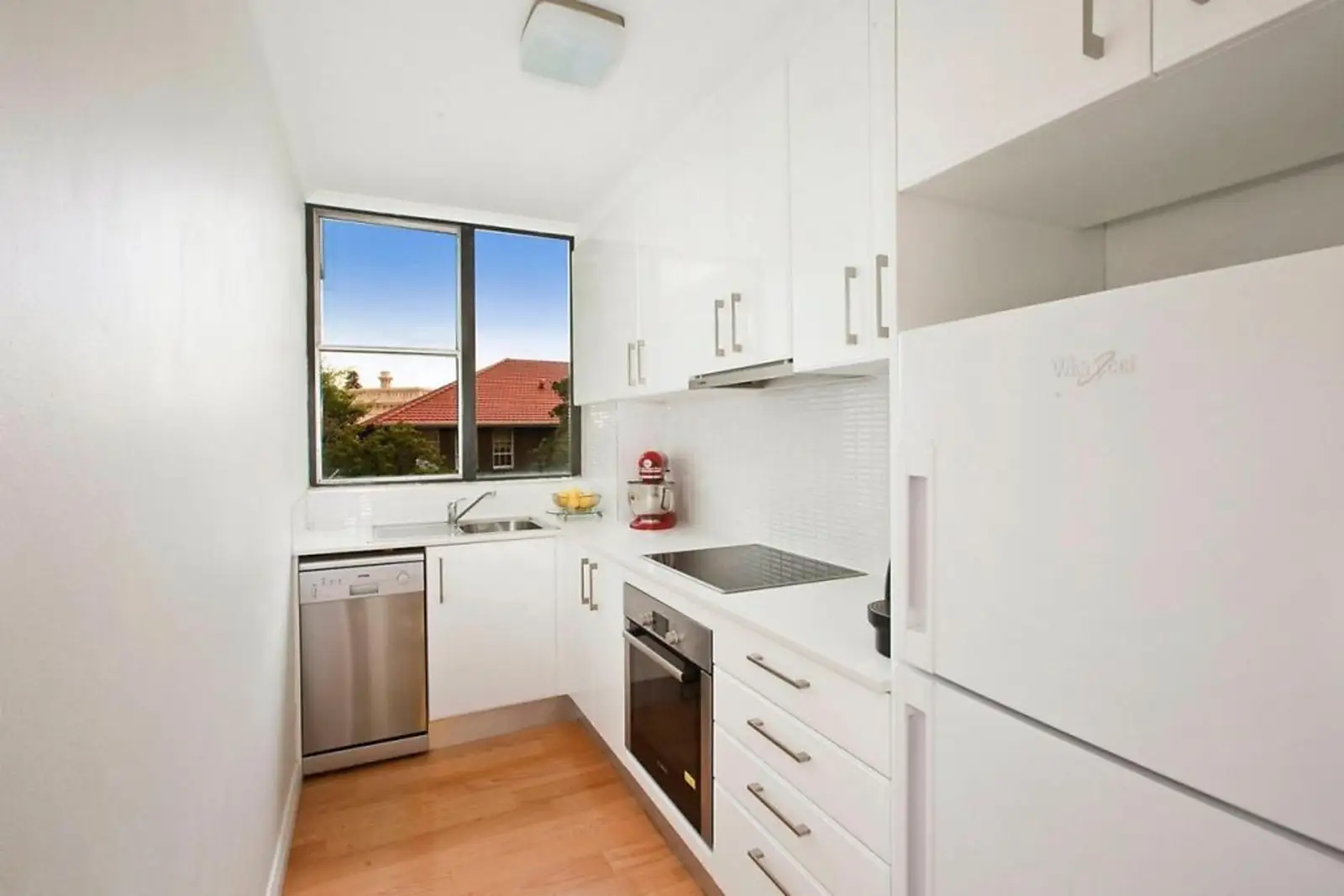 3D/3 Darling Point Road, Darling Point Leased by Sydney Sotheby's International Realty - image 2