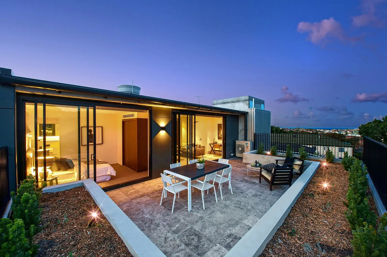 Penthouse/210 Old South Head Road, Bellevue Hill Sold by Sydney Sotheby's International Realty - image 2