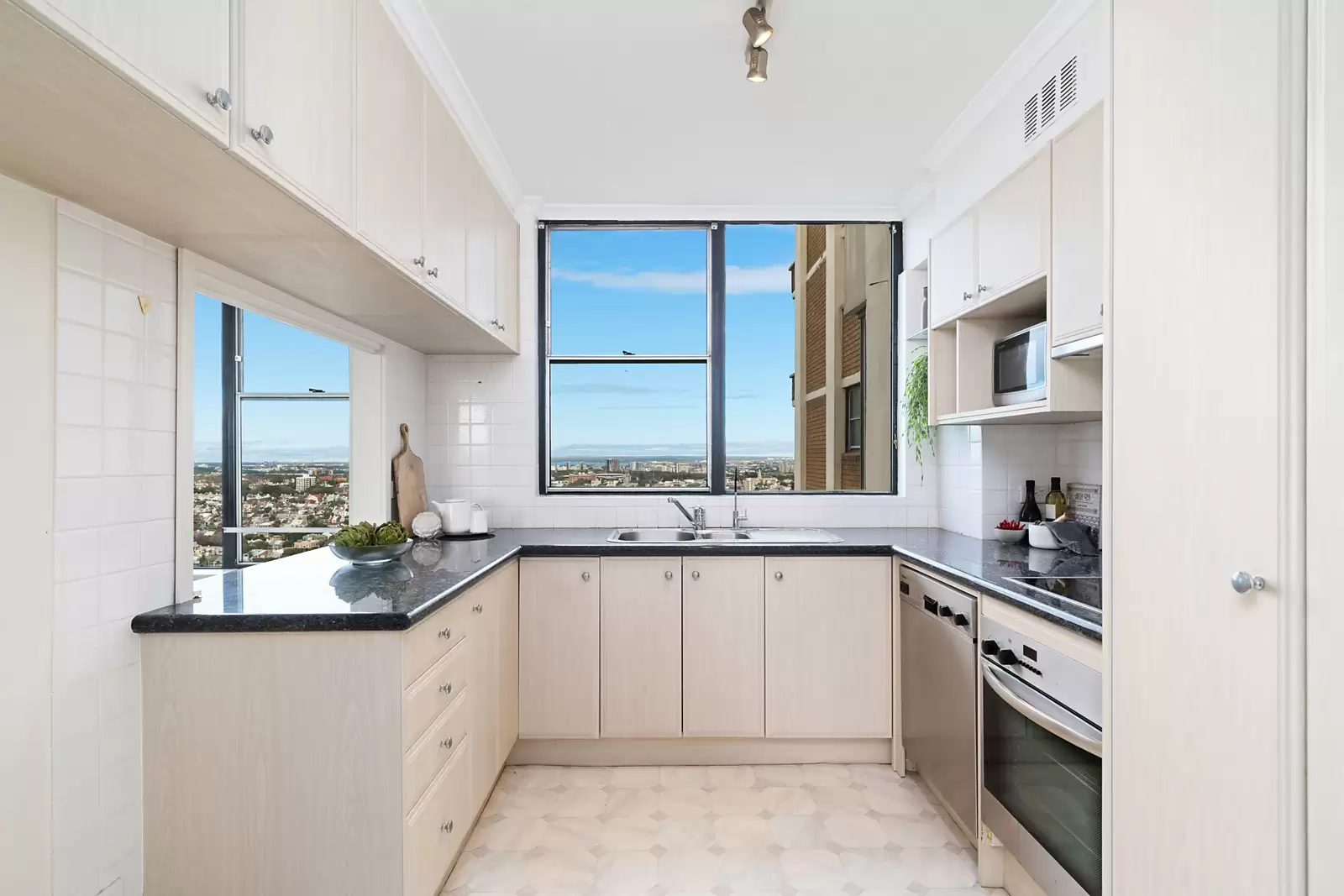 28G/3 Darling Point Road, Darling Point Sold by Sydney Sotheby's International Realty - image 6