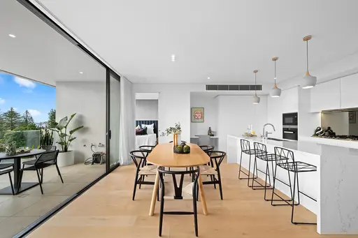401/154-156 Ramsgate Road, Ramsgate Beach Sold by Sydney Sotheby's International Realty