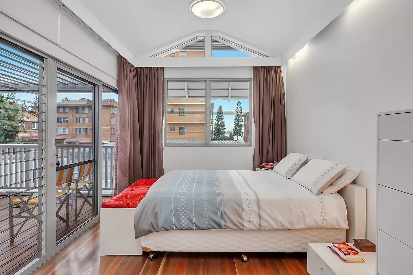 6 Brighton Avenue, Brighton-le-sands Sold by Sydney Sotheby's International Realty - image 7
