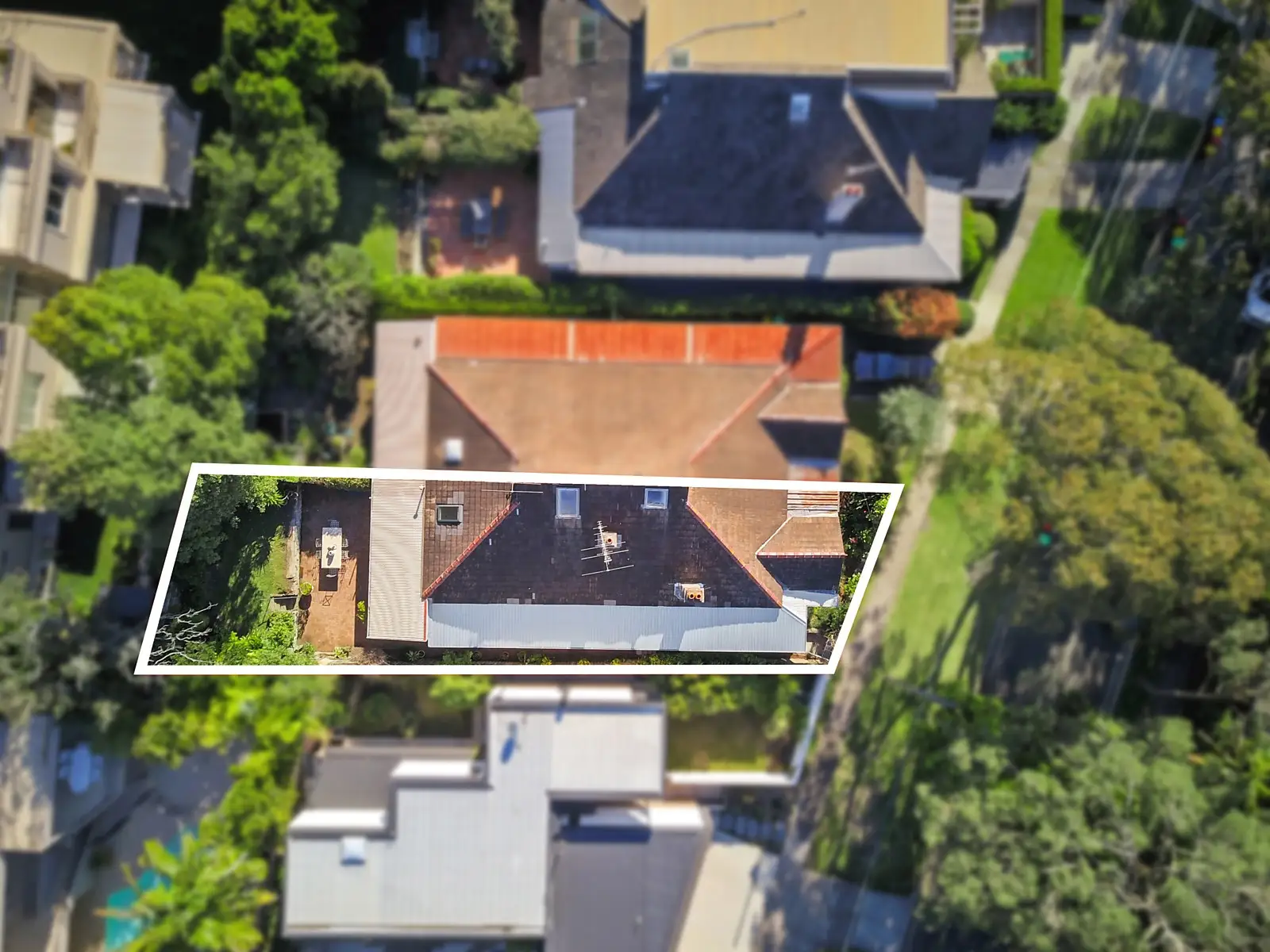 10 Coolong Road, Vaucluse Sold by Sydney Sotheby's International Realty - image 3