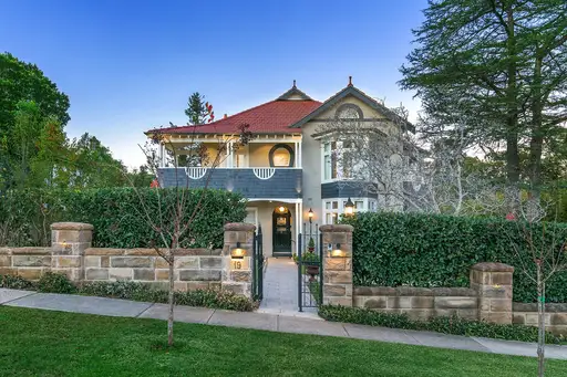 19 Karranga Avenue, Killara Sold by Sydney Sotheby's International Realty