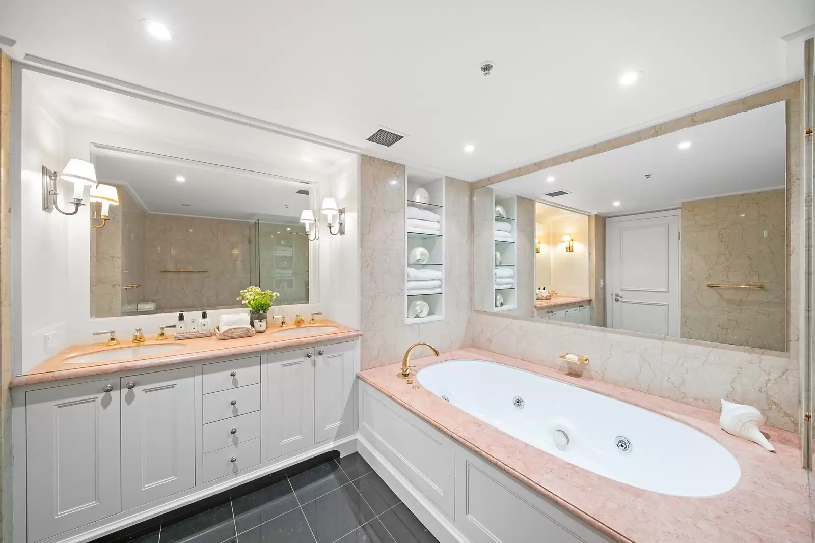 1401/61 Macquarie Street, Sydney Sold by Sydney Sotheby's International Realty - image 10