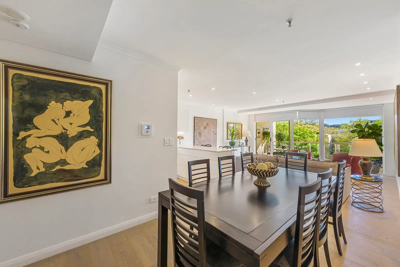 208/63 Crown Street, Woolloomooloo Sold by Sydney Sotheby's International Realty - image 2