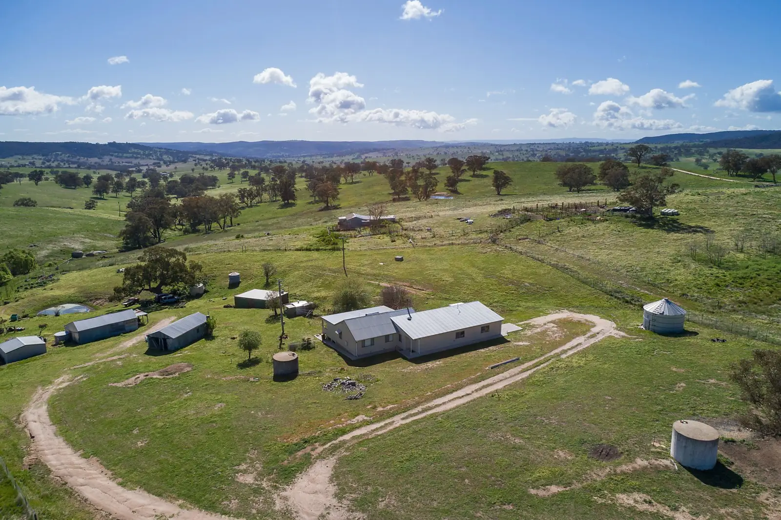 486 Martin Bird Lane, Rock Forest Sold by Sydney Sotheby's International Realty - image 3