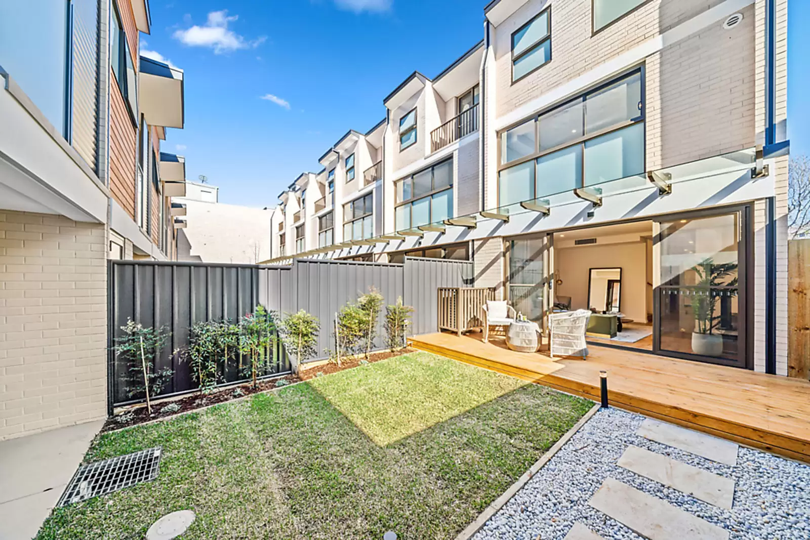 179 Victoria Street, Beaconsfield Leased by Sydney Sotheby's International Realty - image 2