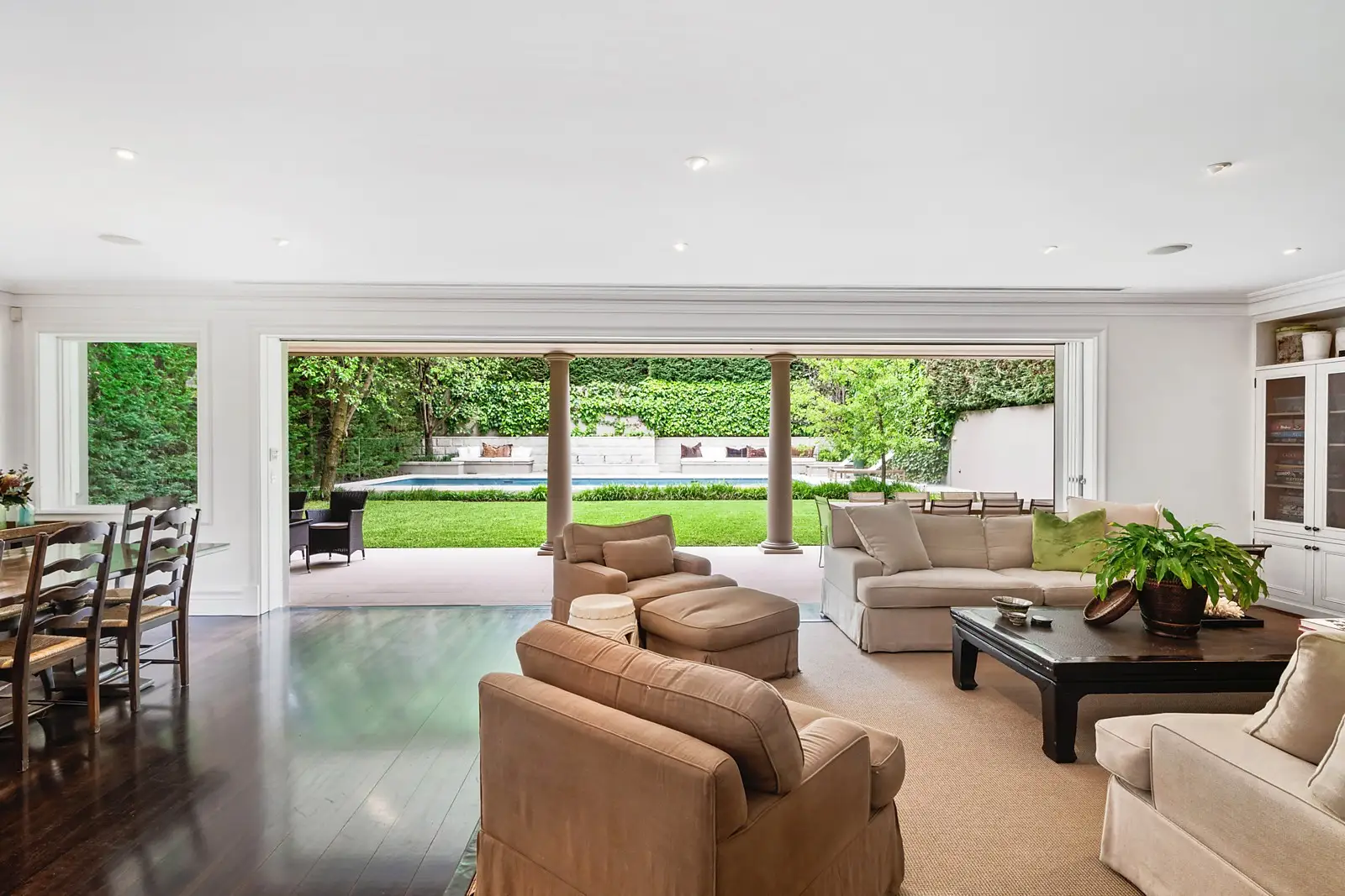 65 Bulkara Road, Bellevue Hill Sold by Sydney Sotheby's International Realty - image 2