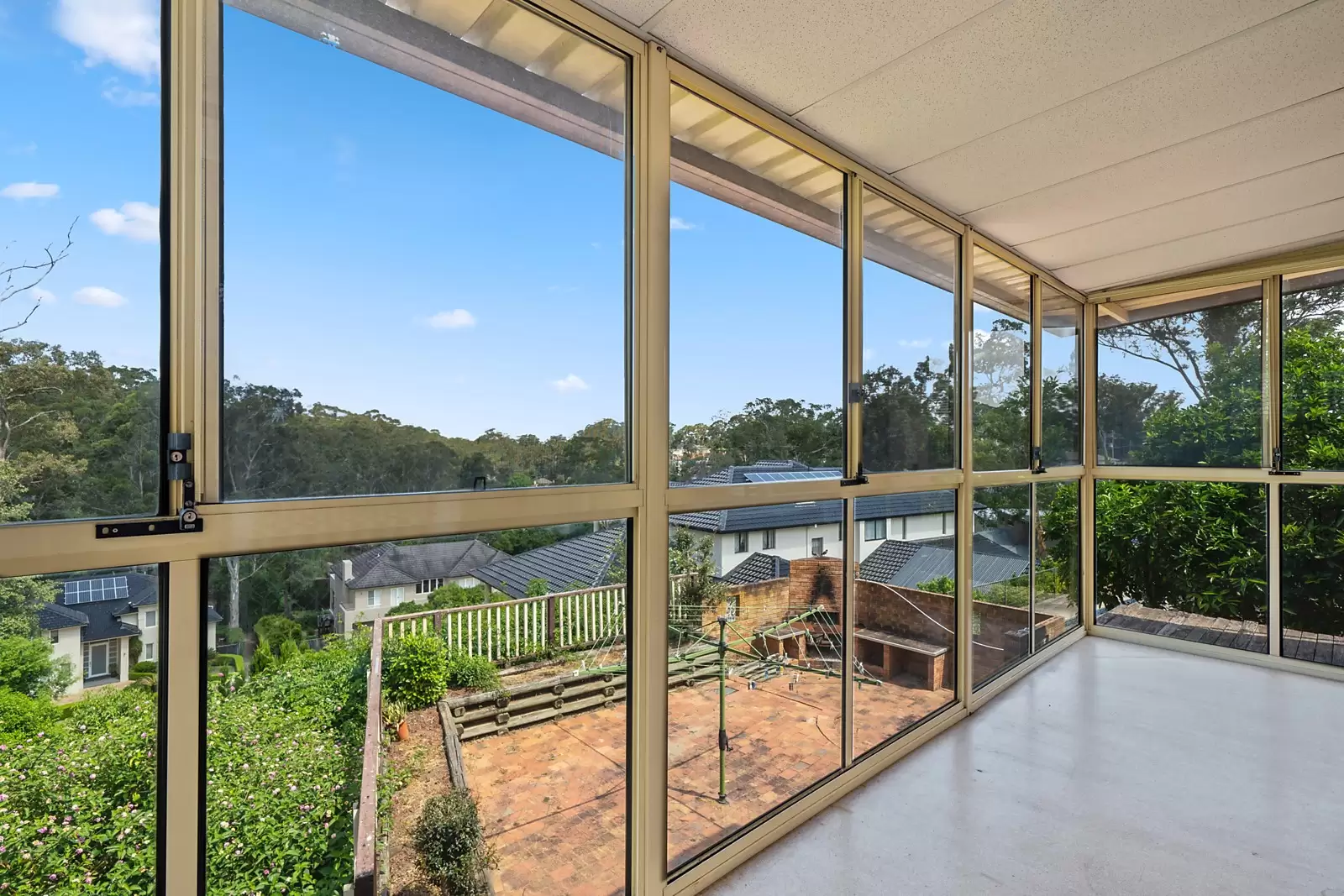 82 Francis Street, Castle Hill Sold by Sydney Sotheby's International Realty - image 8