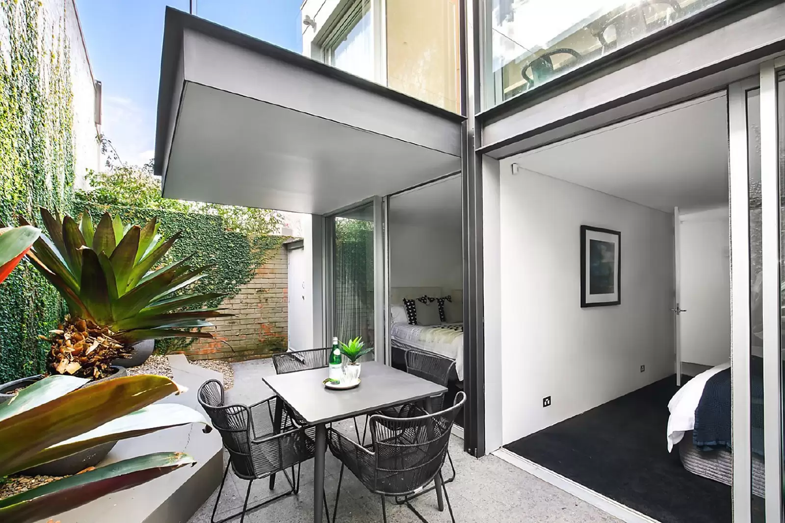 1 Victoria Avenue, Woollahra Leased by Sydney Sotheby's International Realty - image 3