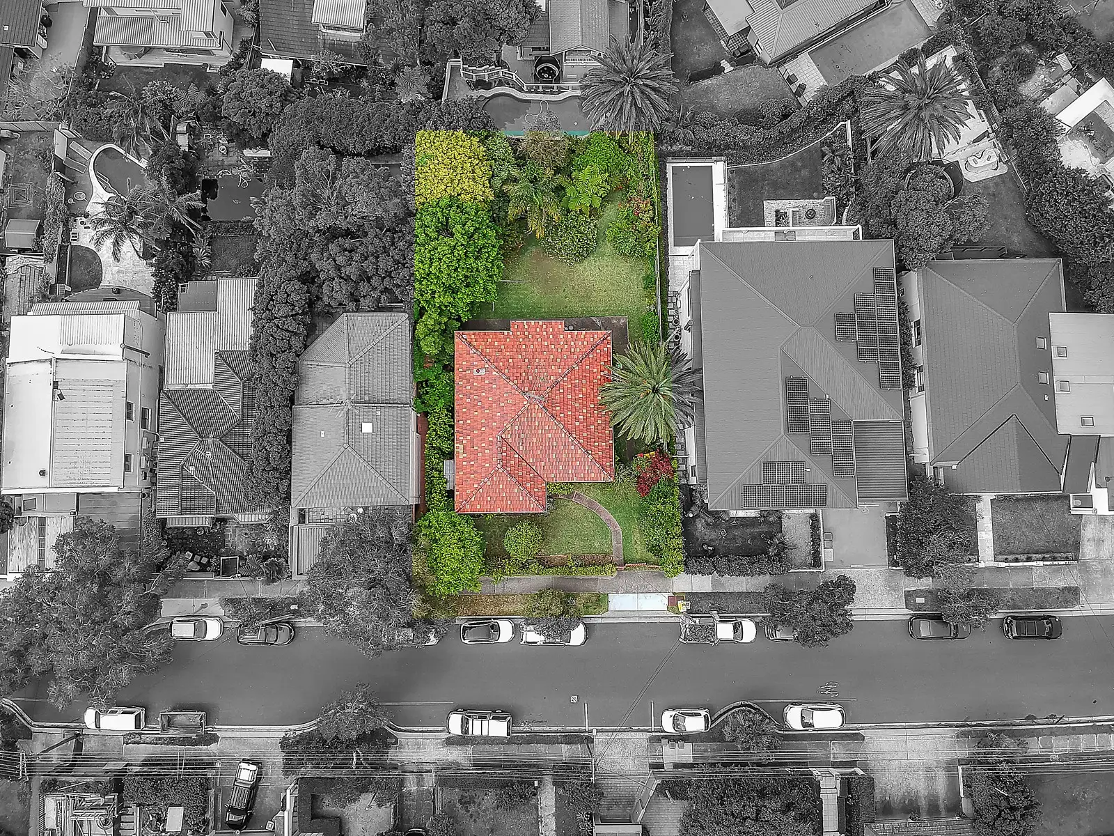 28 Towns Road, Vaucluse Sold by Sydney Sotheby's International Realty - image 1