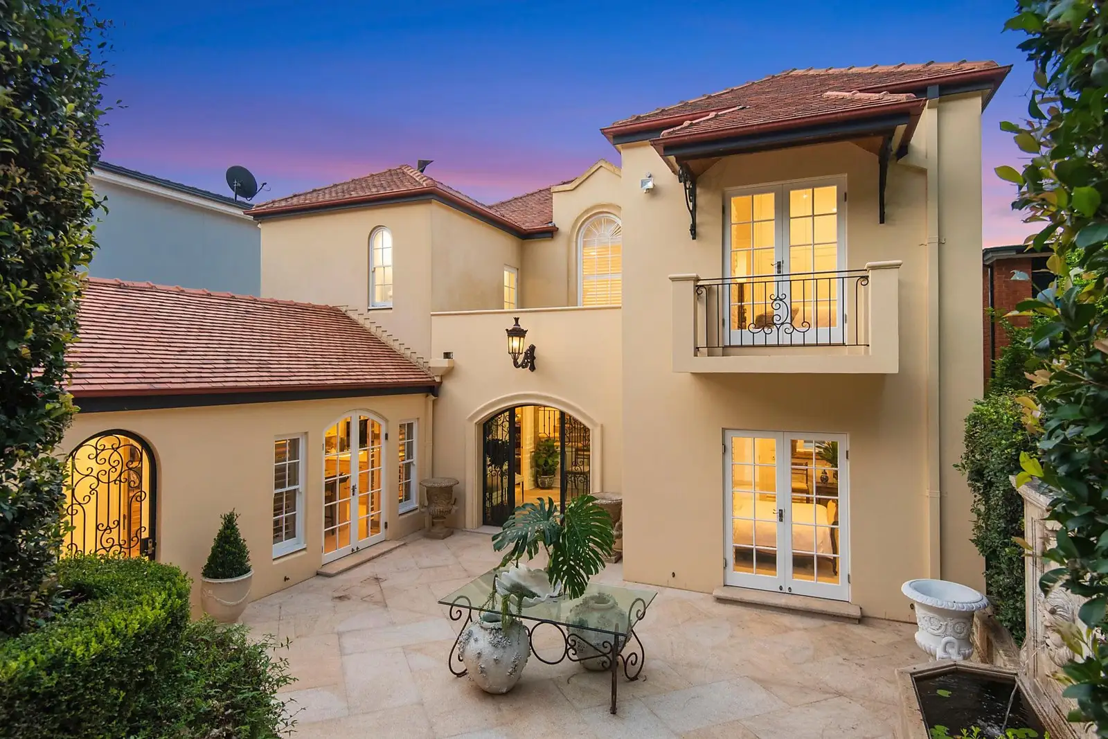 5 Sea Street, Hunters Hill Sold by Sydney Sotheby's International Realty - image 2