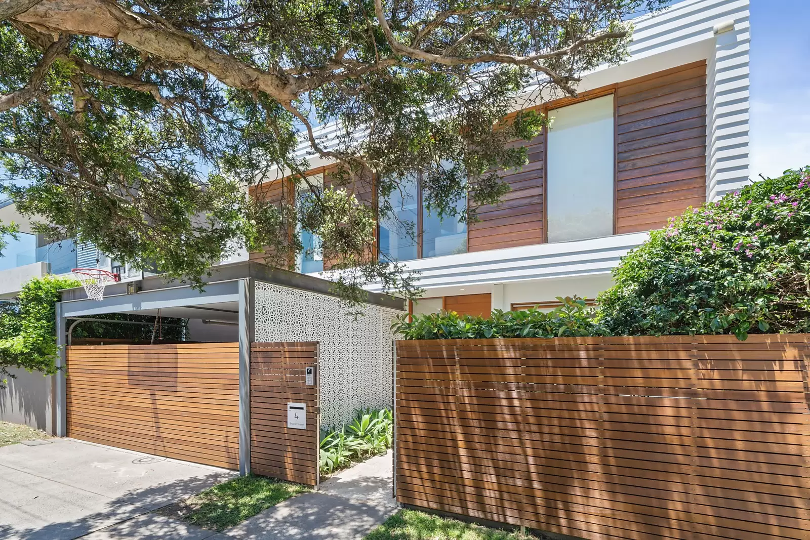 4 Brassie Street, North Bondi Sold by Sydney Sotheby's International Realty - image 15