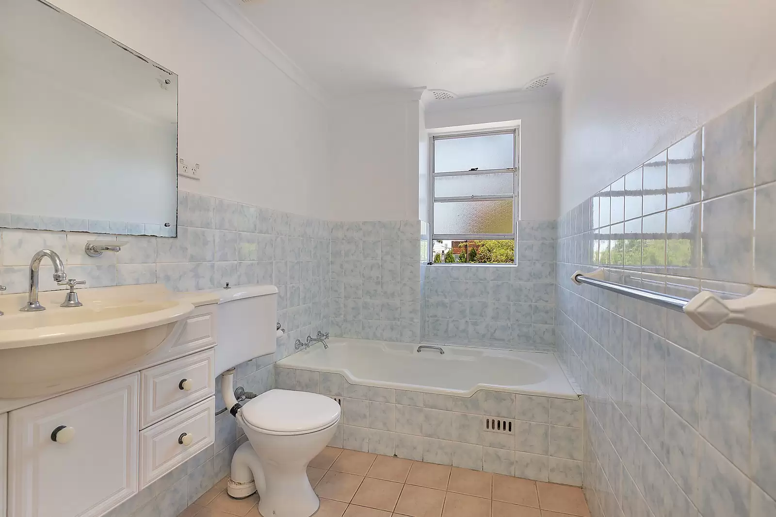 4/136 Old South Head, Road, Bellevue Hill Sold by Sydney Sotheby's International Realty - image 6