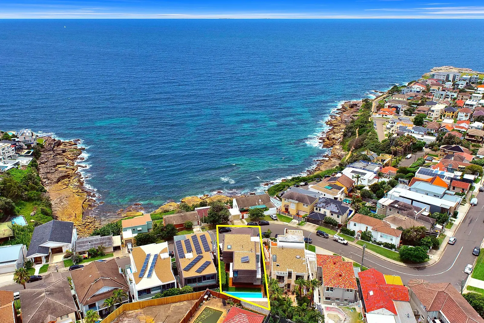 16 Mermaid Avenue, Maroubra Sold by Sydney Sotheby's International Realty - image 2