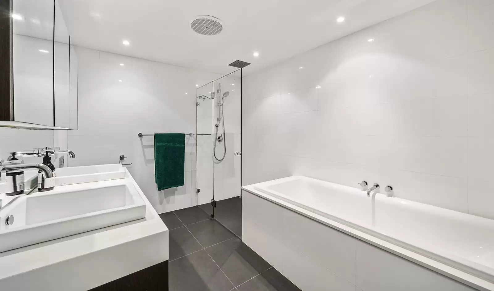 5/38 Mona Road, Darling Point Sold by Sydney Sotheby's International Realty - image 12